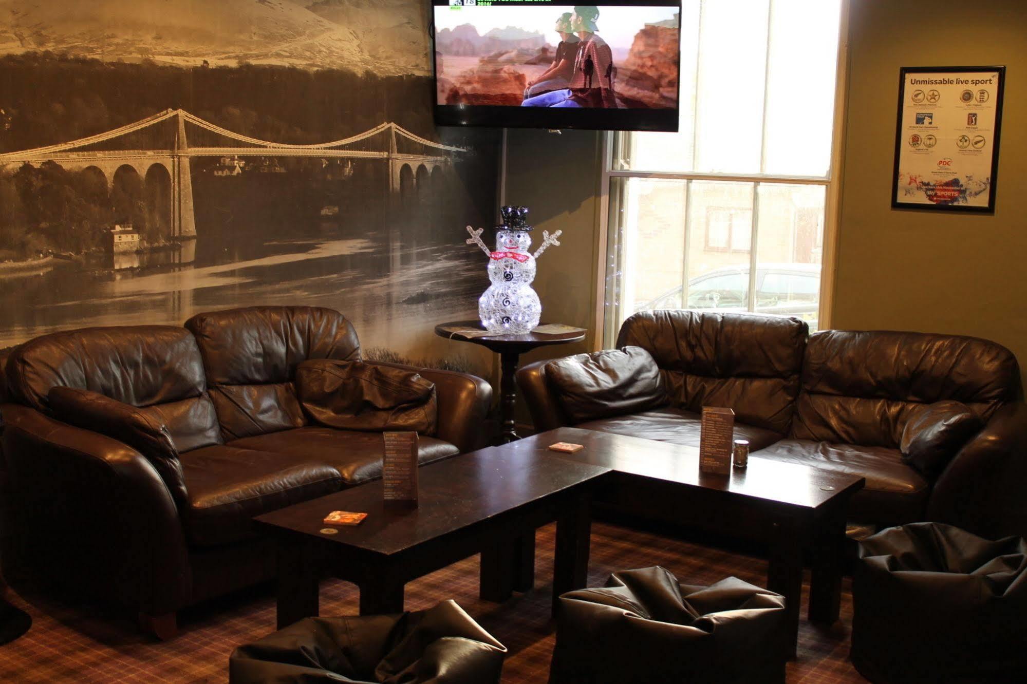 The Menai And Bar 3*